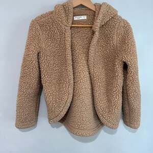 Abercrombie & Fitch Kids Tan Sherpa Jacket, girls size 9/10